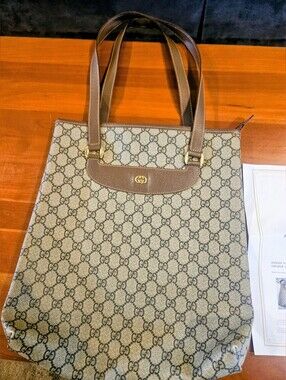 Women's Gucci Brown and Beige GG Supreme Canvas Tote